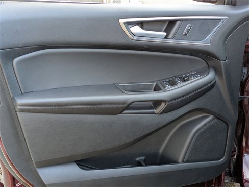 Used 2023 Ford Edge SEL w/ Convenience Package image 14