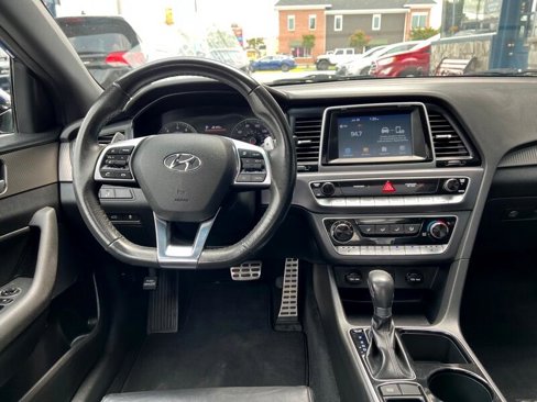 Used 2018 Hyundai Sonata Sport image 12