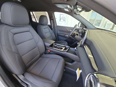 New 2025 Chevrolet Equinox LT w/ Safety and Technology Package image 27