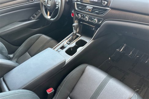 Used 2019 Honda Accord EX image 17