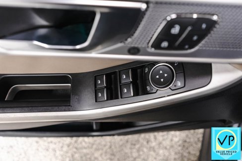 Used 2020 Ford Explorer Limited image 28