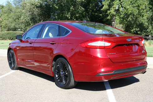 Used 2014 Ford Fusion SE w/ Equipment Group 202A image 9