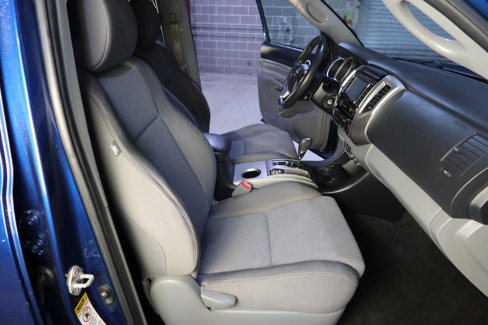 Used 2015 Toyota Tacoma 4x4 Double Cab w/ TRD Off-Road Package image 13