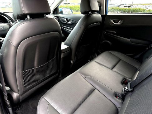 Used 2021 Hyundai Kona Limited w/ Cargo Package image 26