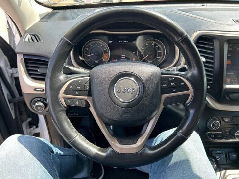Used 2014 Jeep Cherokee Limited image 25