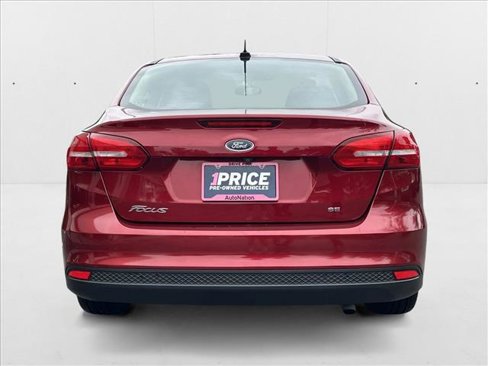 Used 2017 Ford Focus SE image 6