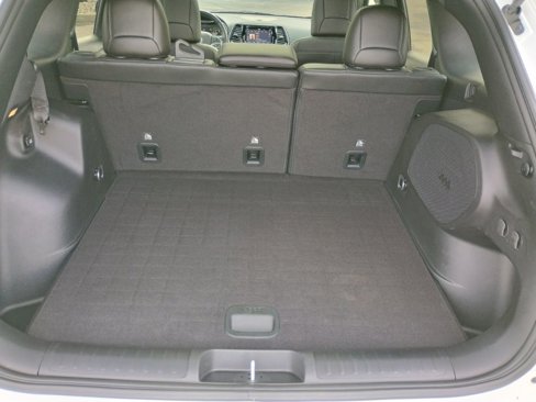 Used 2021 Jeep Cherokee High Altitude image 15