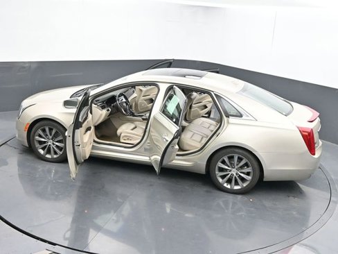Used 2013 Cadillac XTS Luxury image 42