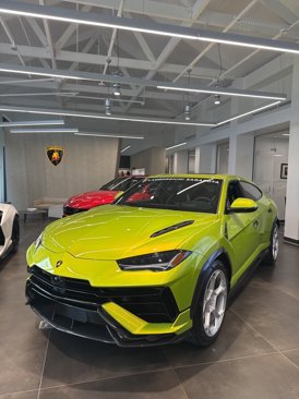 Used 2024 Lamborghini Urus Performante image 1