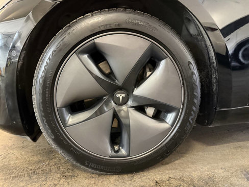 Used 2018 Tesla Model 3 Long Range image 29