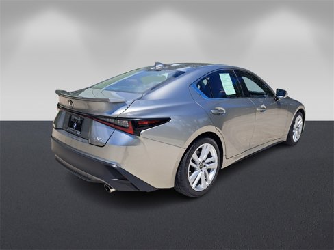 Used 2022 Lexus IS 300 image 3