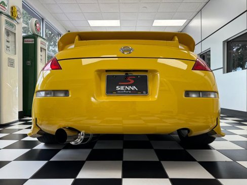 Used 2005 Nissan 350Z Enthusiast w/ (K96) Aerodynamics Pkg image 34