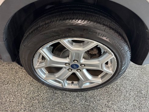 Used 2019 Ford Escape Titanium image 15