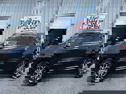 Used 2017 Jeep Grand Cherokee Summit image 11