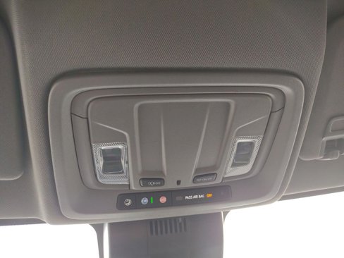 Used 2022 GMC Sierra 1500 SLE image 41