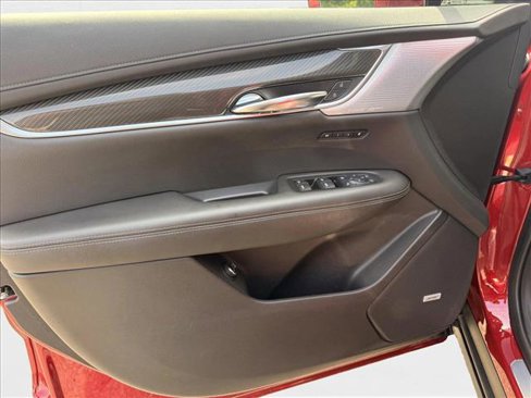 Used 2020 Cadillac XT6 Sport image 18