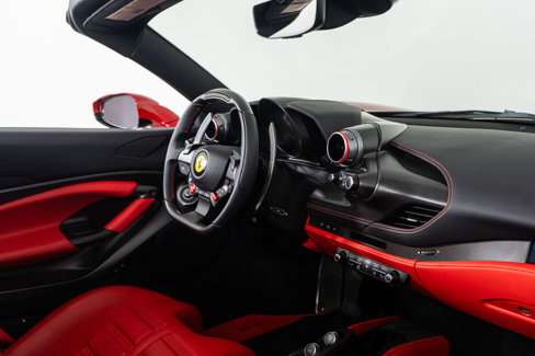 Used 2023 Ferrari F8 Tributo image 32