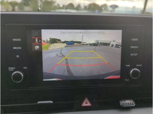 Used 2024 Kia Sportage LX image 19