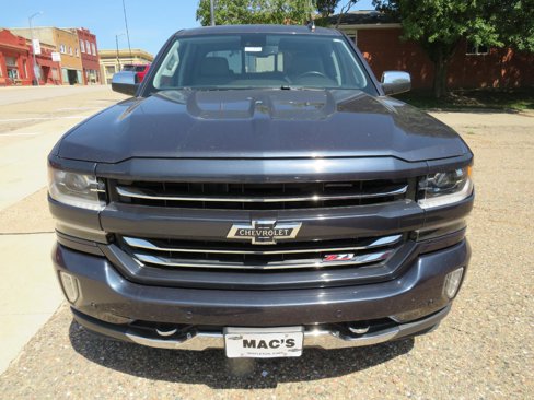 Used 2018 Chevrolet Silverado 1500 LTZ Z71 w/ Centennial Edition image 15