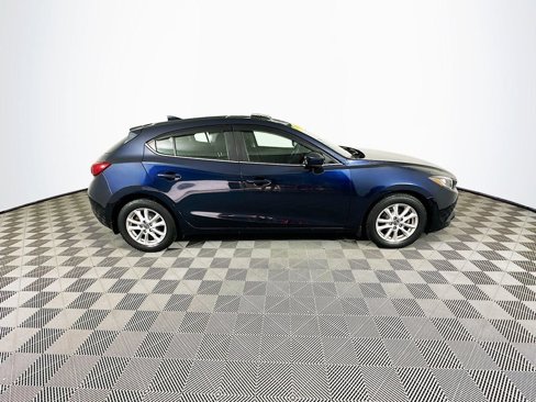 Used 2016 MAZDA MAZDA3 i Touring w/ Popular Equipment Package image 11