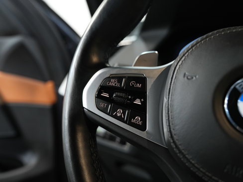 Used 2022 BMW X5 xDrive40i w/ M Sport Package image 41