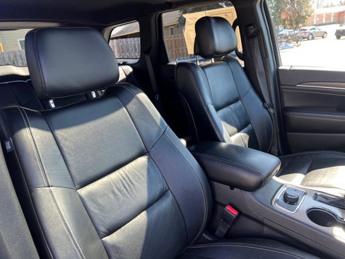 Used 2016 Jeep Grand Cherokee Limited image 38