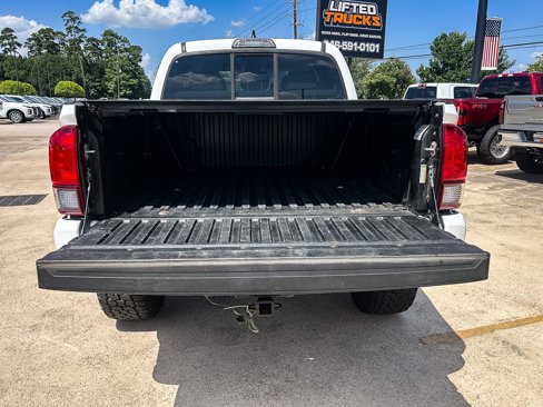 Used 2019 Toyota Tacoma SR image 8