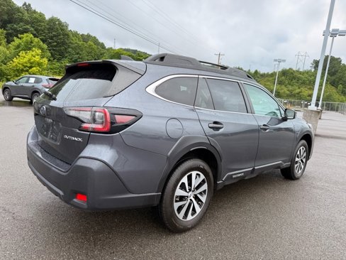 Used 2024 Subaru Outback Premium image 5