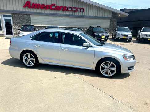 Used 2014 Volkswagen Passat TDI SE image 2