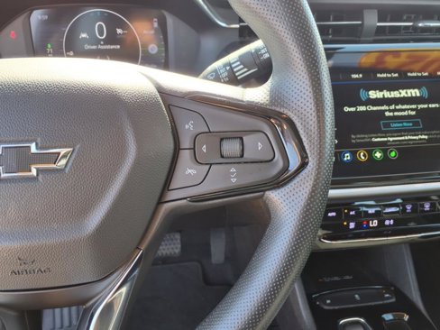 Used 2023 Chevrolet Bolt EUV LT image 19