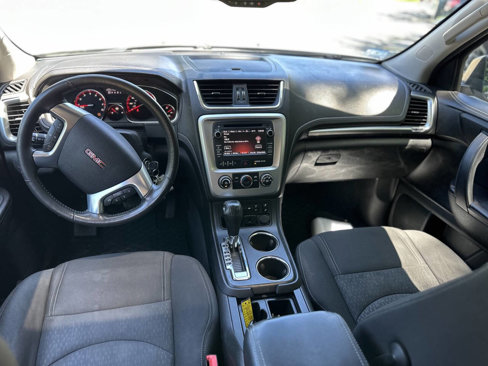 Used 2015 GMC Acadia SLE image 10