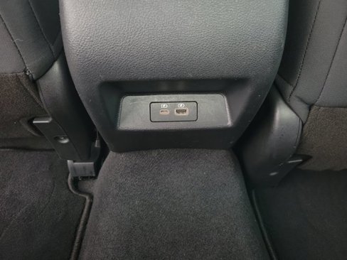 Used 2024 Nissan Altima 2.5 SV image 11