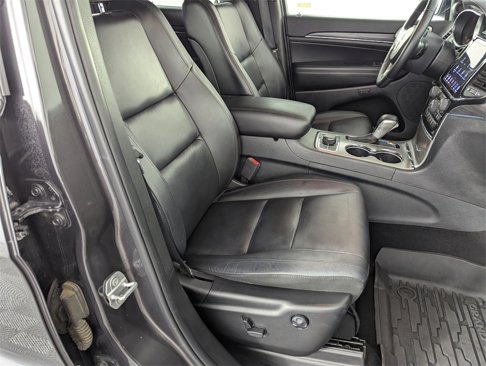 Used 2019 Jeep Grand Cherokee Limited image 36