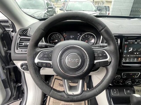 Used 2018 Jeep Compass Limited w/ Navigation Group image 13