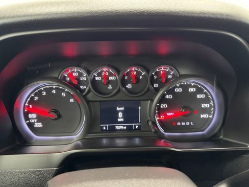 Used 2020 Chevrolet Silverado 1500 Custom w/ Custom Value Package image 2