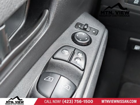 Used 2020 Nissan Kicks S image 11