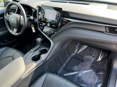 Used 2022 Toyota Camry SE image 59