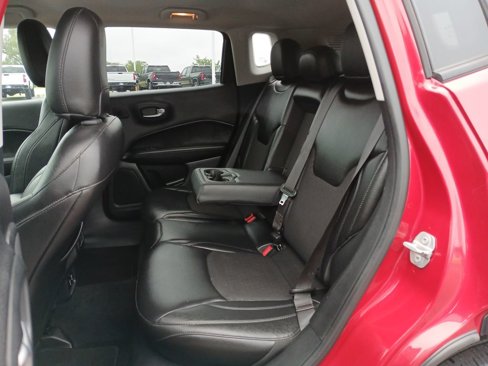Used 2018 Jeep Compass Latitude w/ Popular Equipment Group image 26