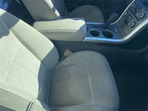 Used 2013 Ford Edge SE image 5