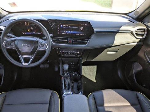 Used 2025 Chevrolet TrailBlazer ACTIV w/ Convenience Package image 15