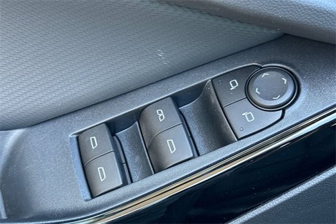New 2026 Chevrolet Equinox LT w/ Convenience Package II image 15