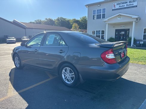 Used 2004 Toyota Camry LE image 8