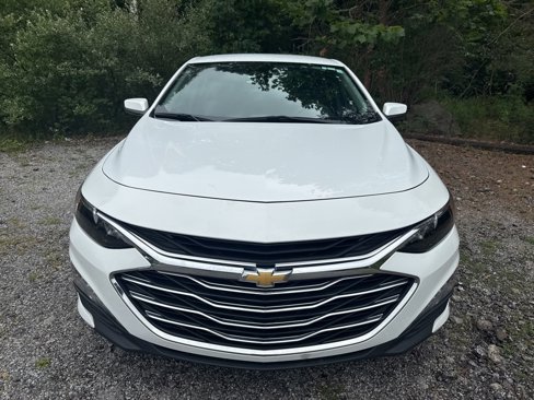 Used 2023 Chevrolet Malibu LT image 2