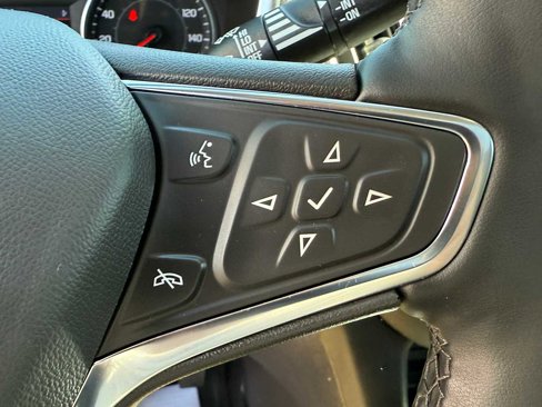 Used 2024 Chevrolet Equinox LT image 46