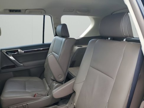 Used 2017 Lexus GX 460 Premium image 19