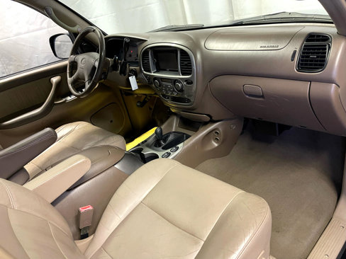Used 2001 Toyota Sequoia Limited image 13
