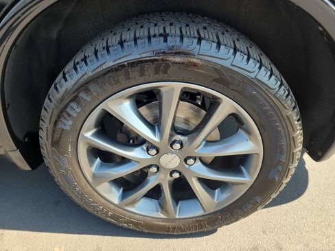 Used 2018 Dodge Durango GT image 42