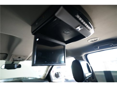 Used 2010 Cadillac Escalade AWD image 15