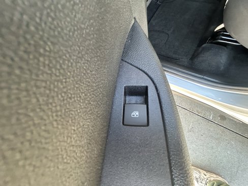 Used 2015 Chevrolet Equinox LT w/ Driver Convenience Package image 10