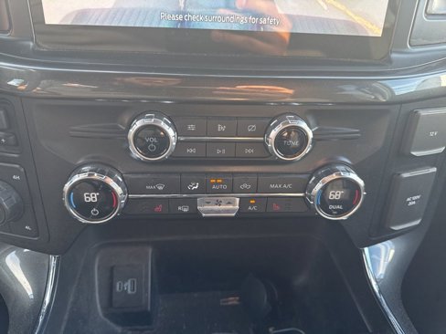 Used 2021 Ford F150 XLT w/ Equipment Group 302A High image 17